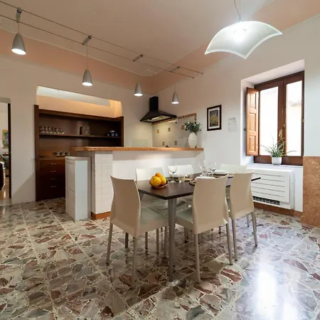 Guesthost - A-mare Ortigia - Palazzo Candido * Syracuse